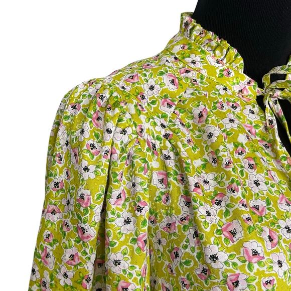 Cupcakes and Cashmere Lime Green Ditsy Floral Peasant Blouse Ruffle Collar Sz S - Picture 4 of 11
